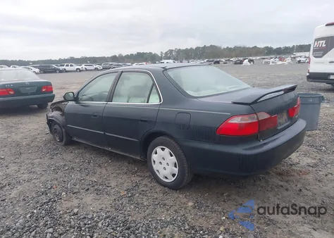 1999 Honda Accord Lx из США, поврежденный, VIN 1HGCG6658XA005239